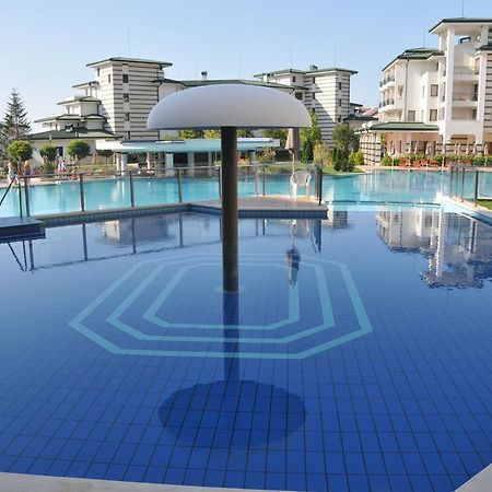Kalina Private Apartments In Emerald Resort, Ravda Extérieur photo