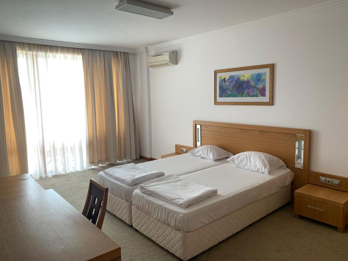 Kalina Private Apartments In Emerald Resort, Ravda Extérieur photo